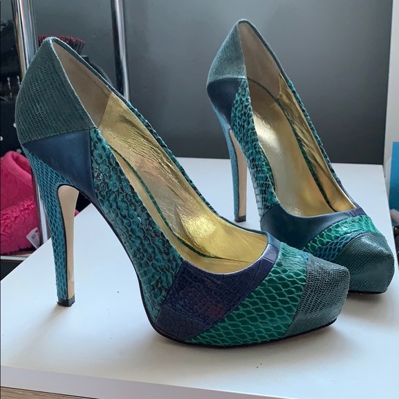 aldo snake heels